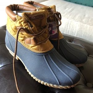 Skechers Rain or Snow boots